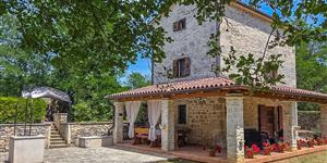 Maison - Krnica (Pula)