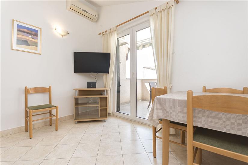 Apartment A2, for 4 persons