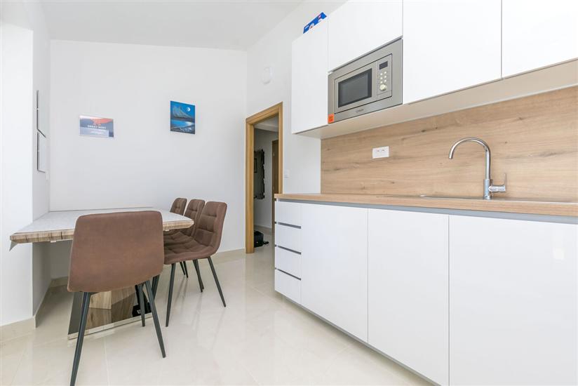 Apartment A3, for 8 persons