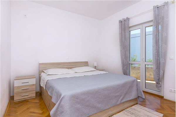 Apartment A1, for 8 persons