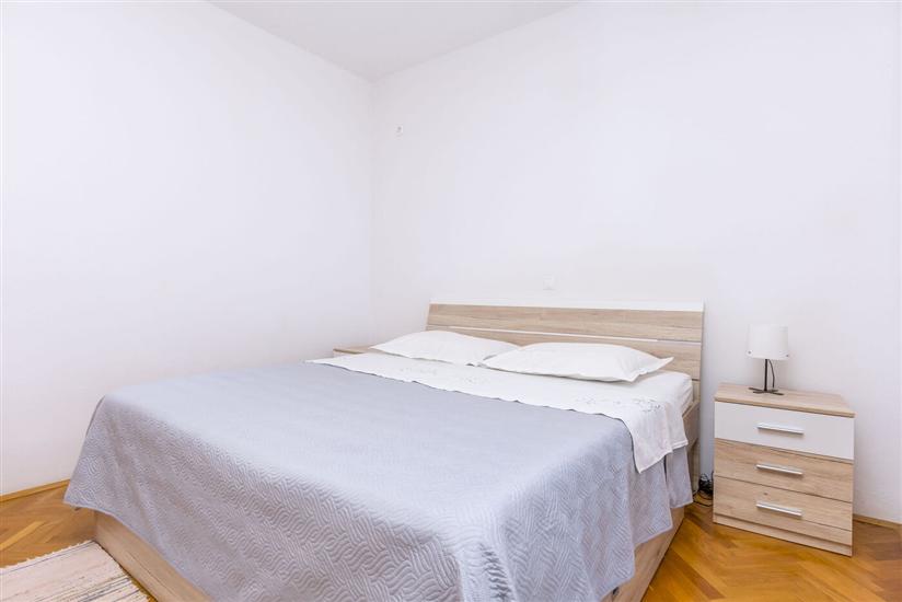 Apartment A1, for 8 persons