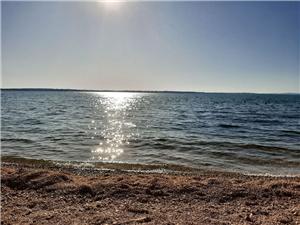 Namestitev z bazenom Riviera Zadar,RezervirajpoolOd 410 €