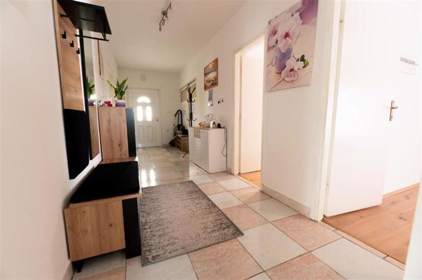 House K1, for 8 persons