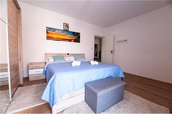 House K1, for 8 persons