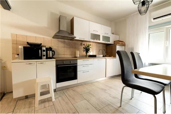 House K1, for 8 persons