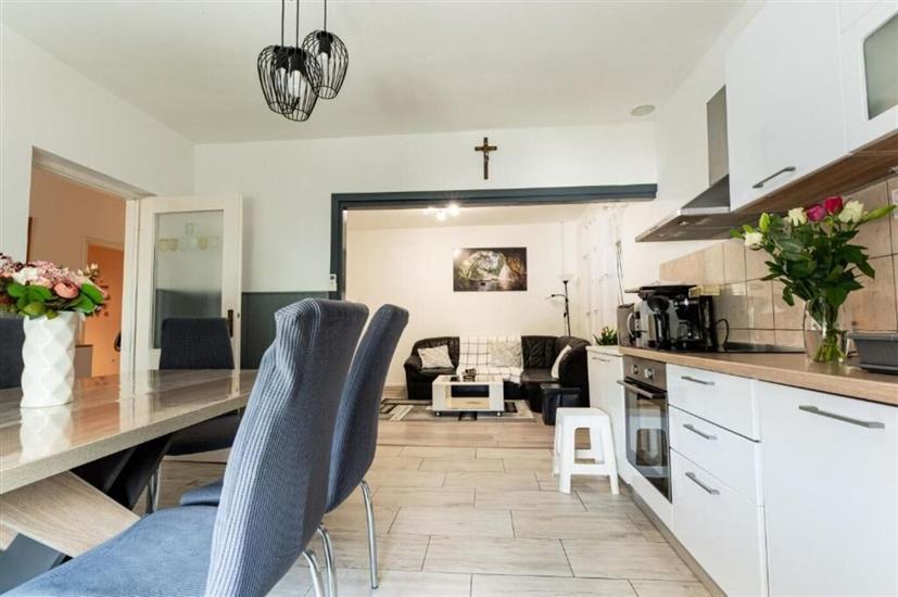 House K1, for 8 persons
