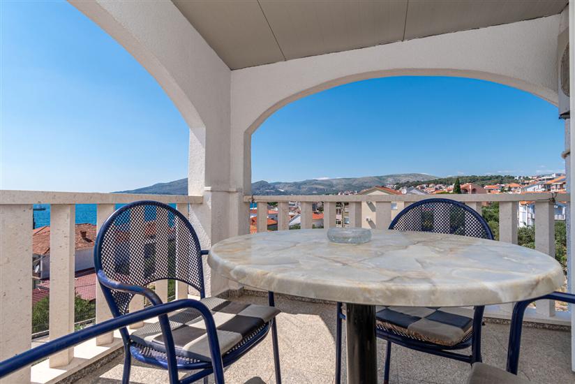 Apartment A8, for 2 persons