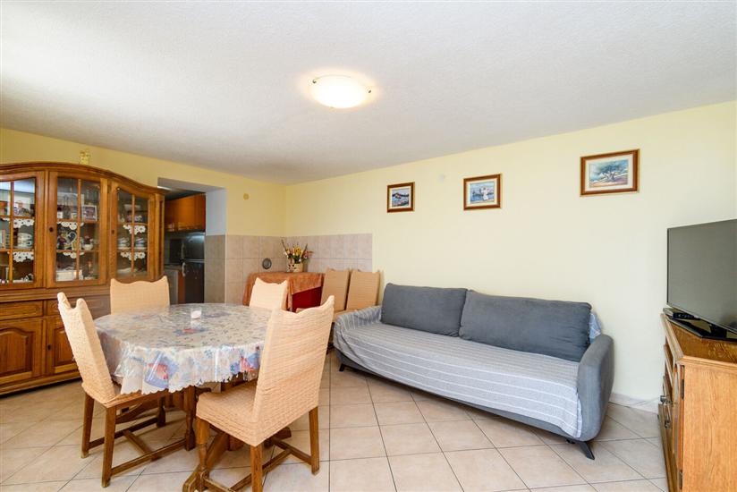 Apartment A5, for 4 persons