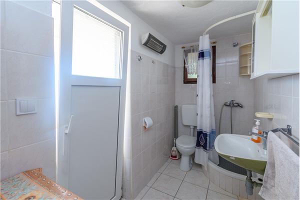 Apartment A5, for 4 persons