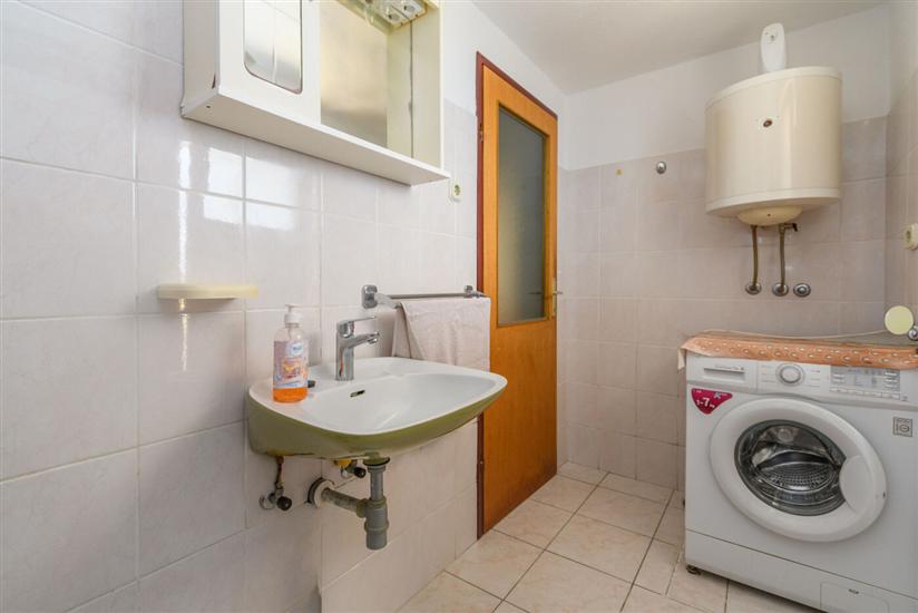 Apartment A5, for 4 persons