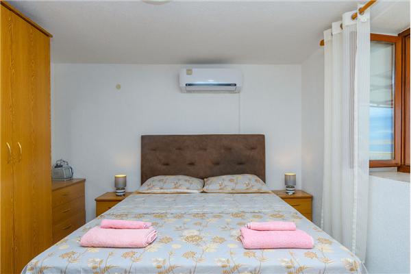 Apartment A5, for 4 persons
