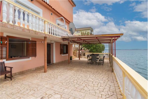 Apartment A5, for 4 persons