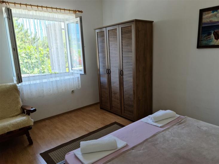 Apartment A2, for 4 persons