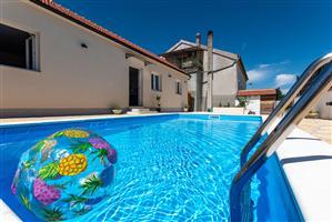 House - Skradin