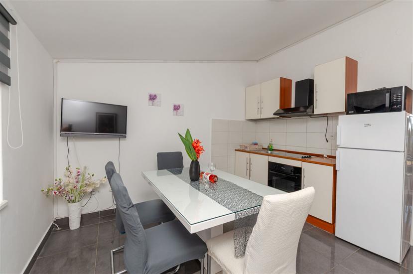 Apartment A3, for 4 persons