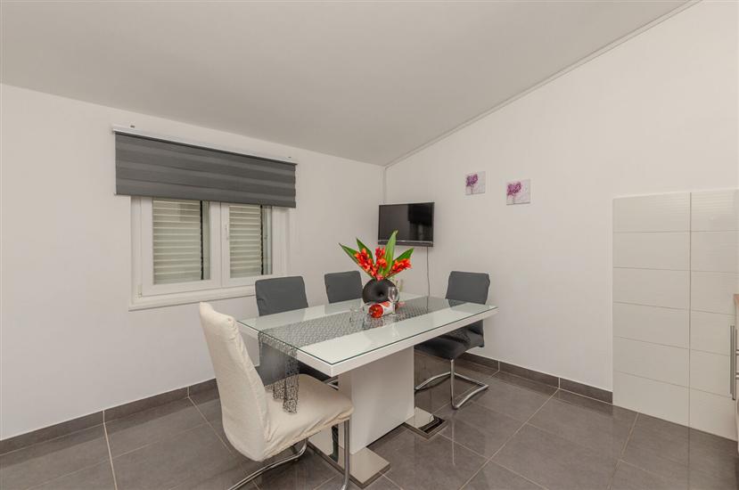 Apartment A3, for 4 persons