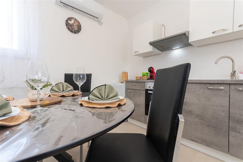 House K1, for 5 persons