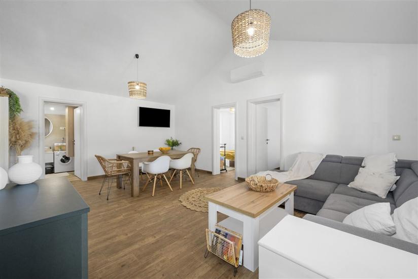 House K1, for 5 persons