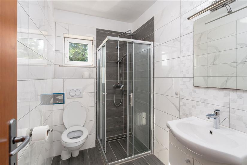 Apartment A12, for 4 persons
