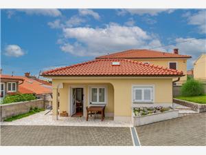 House Holiday Home Zoe Rijeka and Crikvenica riviera, Size 35.00 m2, Airline distance to town centre 150 m