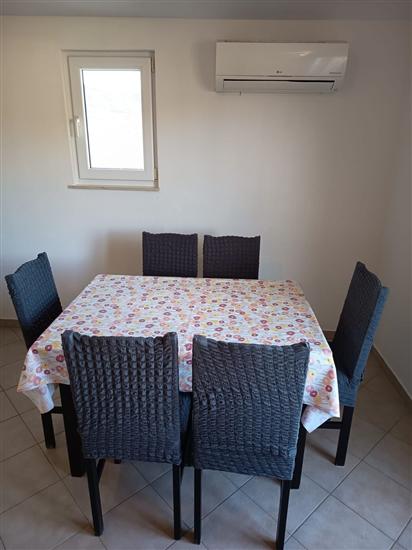 Apartment A2, for 4 persons