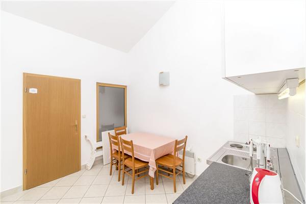 Apartman A4, na 3 osebe