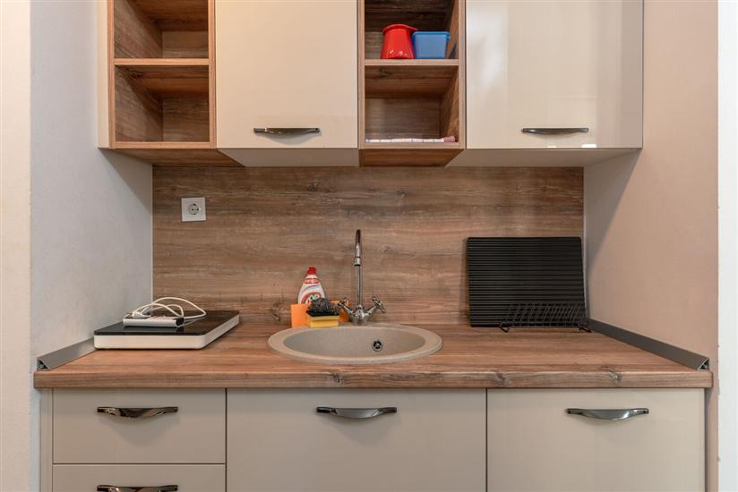 Apartment A17, for 6 persons