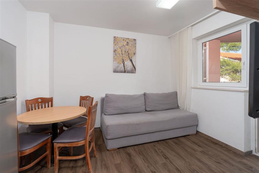 Apartment A17, for 6 persons