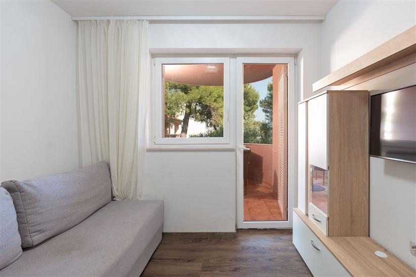 Apartment A17, for 6 persons