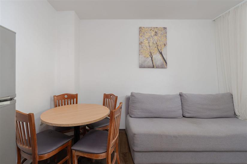 Apartment A11, for 5 persons