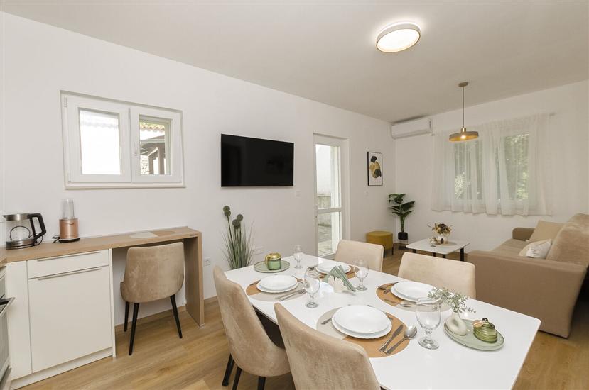 Apartment A1, for 4 persons