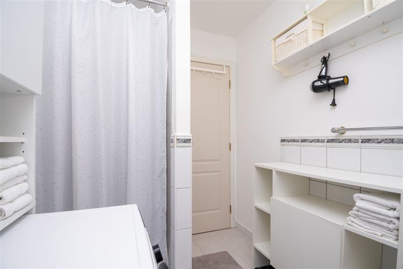 Apartman A2, na 5 osebe