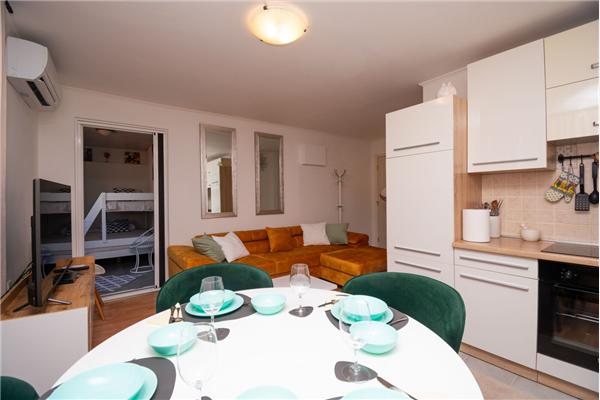Apartman A2, na 5 osebe