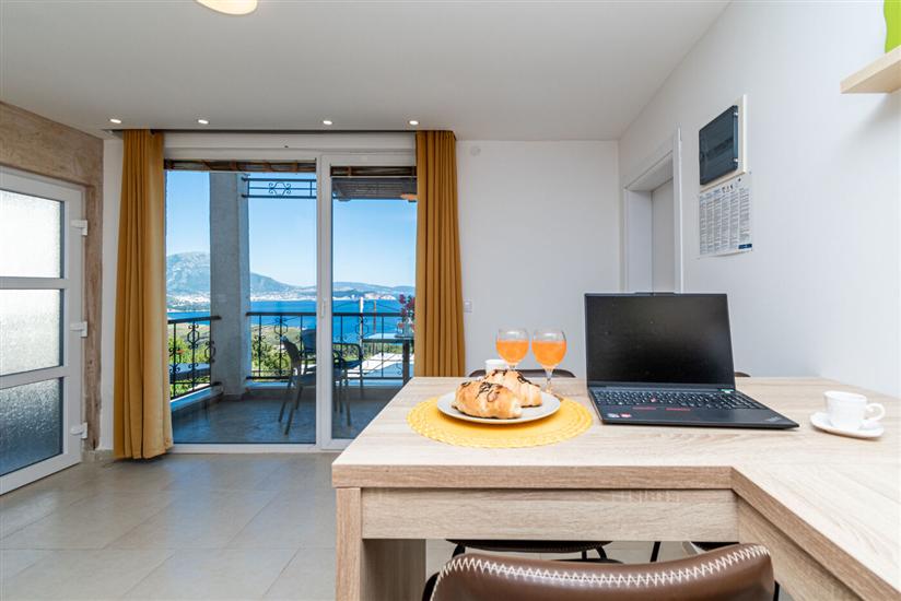 Apartment A9, for 4 persons