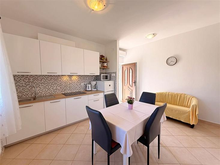 Apartment A1, for 4 persons