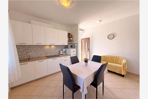Apartment A1, for 4 persons