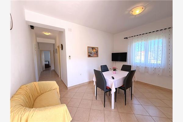 Apartment A1, for 4 persons