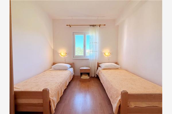Apartment A1, for 4 persons