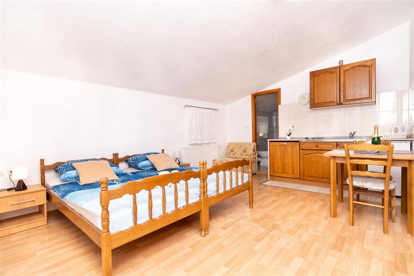 Apartment A3, for 3 persons