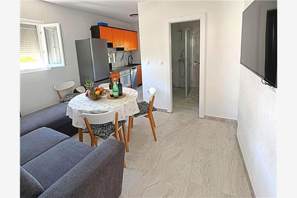 Apartment A2, for 4 persons