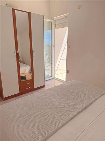 Apartment A4, for 4 persons