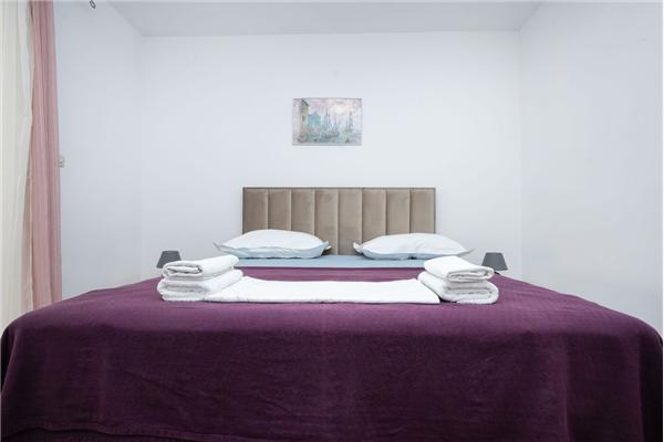 Apartment A1, for 5 persons