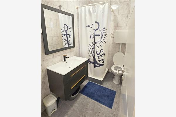 Apartment A1, for 6 persons