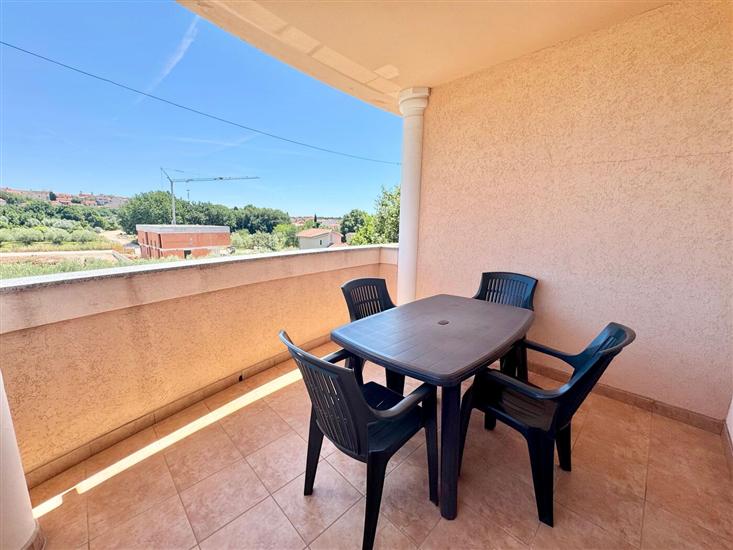 Apartment A6, for 4 persons