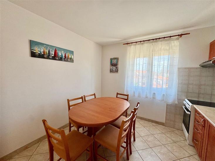 Apartment A7, for 6 persons