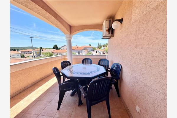 Apartment A7, for 6 persons