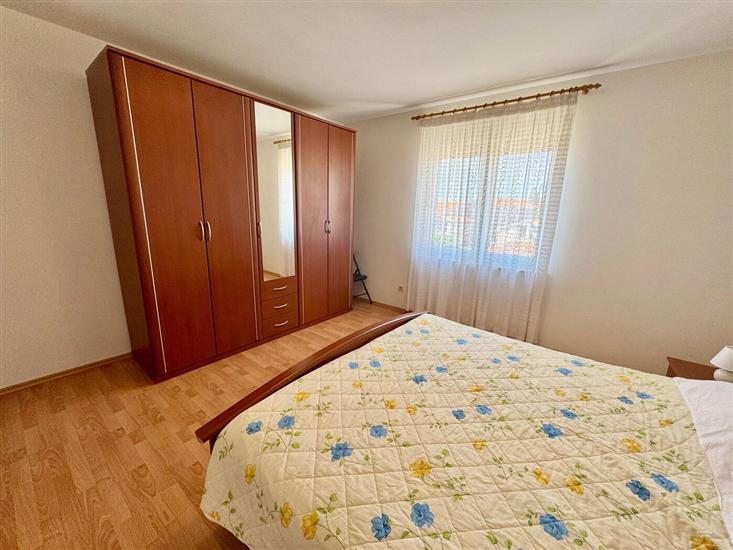 Apartment A7, for 6 persons