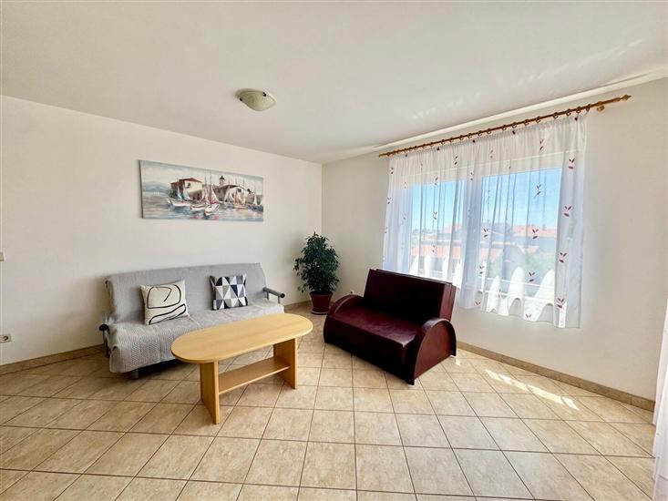 Apartment A7, for 6 persons