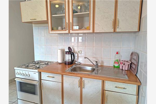 Apartment A1, for 5 persons