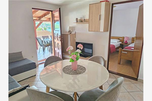 Apartment A2, for 5 persons